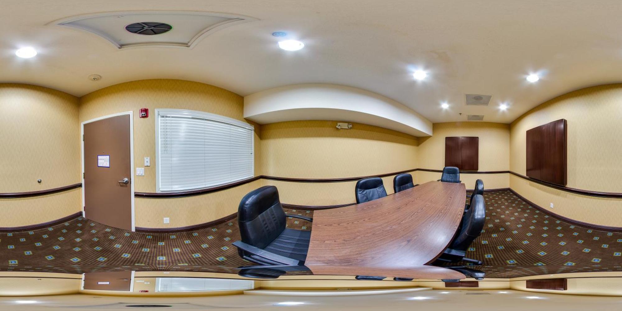Quality & Airport North - Stone Oak Hotel