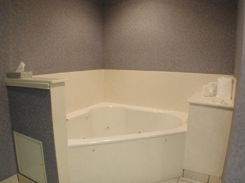 Quality & Airport North - Stone Oak Hotel